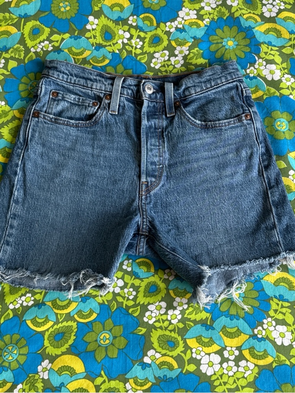 Levi's 501 Skinny Blue Jean Denim Button Fly Cutoff Shorts Frayed Distressed 26